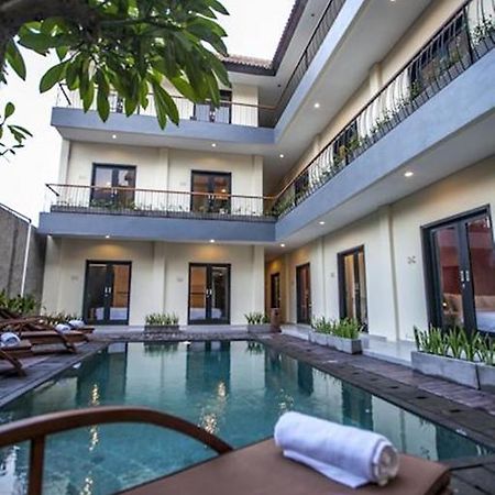 Zuk Hotel Legian Exterior foto