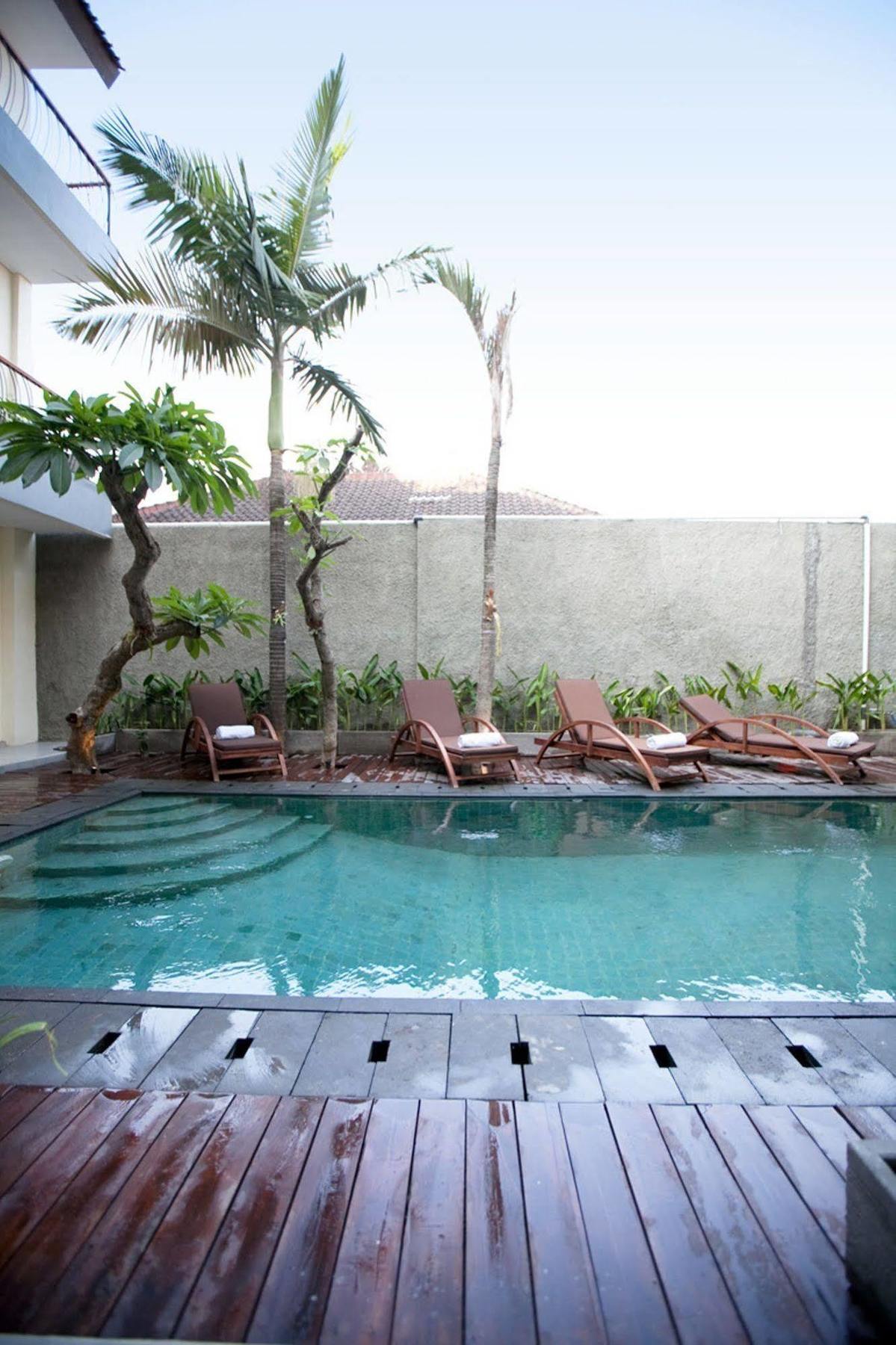 Zuk Hotel Legian Exterior foto