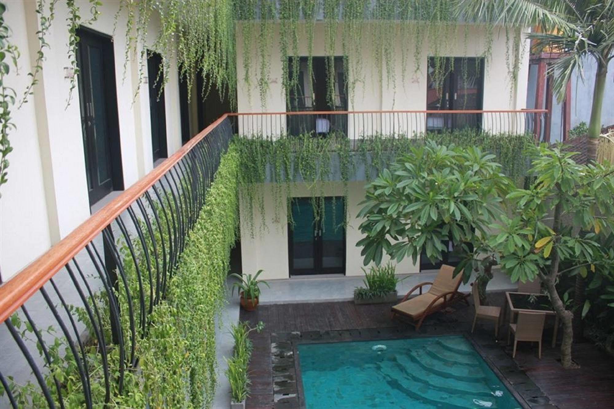 Zuk Hotel Legian Exterior foto